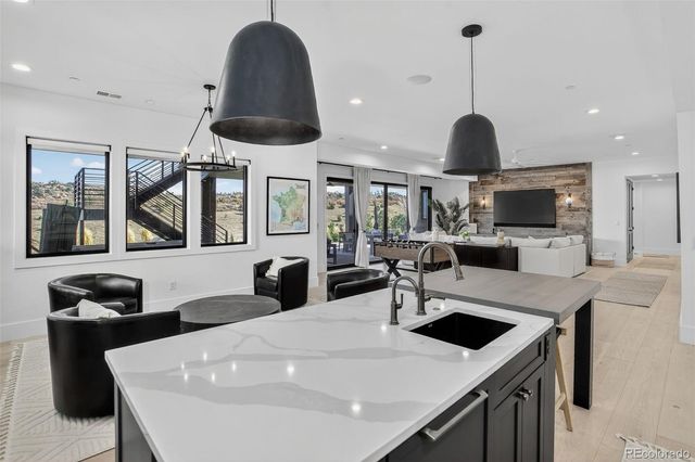 7536 Raphael Lane, Littleton, CO 80125