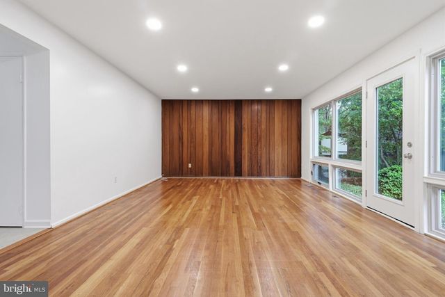 8804 MANSION FARM PL, Alexandria, VA 22309