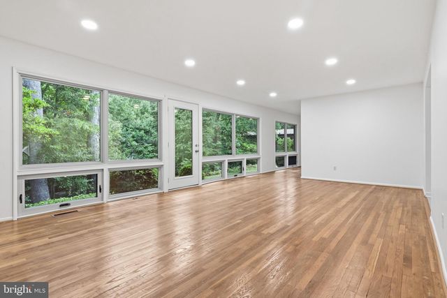 8804 MANSION FARM PL, Alexandria, VA 22309