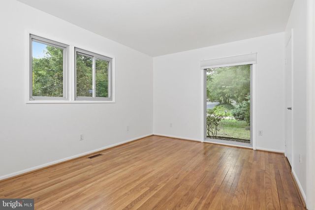 8804 MANSION FARM PL, Alexandria, VA 22309