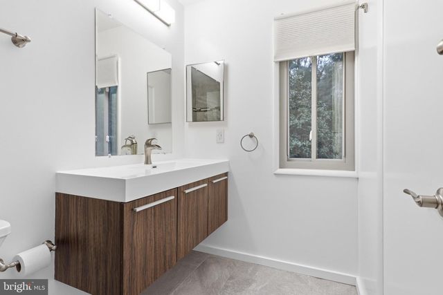 8804 MANSION FARM PL, Alexandria, VA 22309