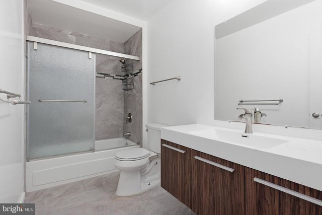 8804 MANSION FARM PL, Alexandria, VA 22309