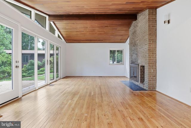 8804 MANSION FARM PL, Alexandria, VA 22309