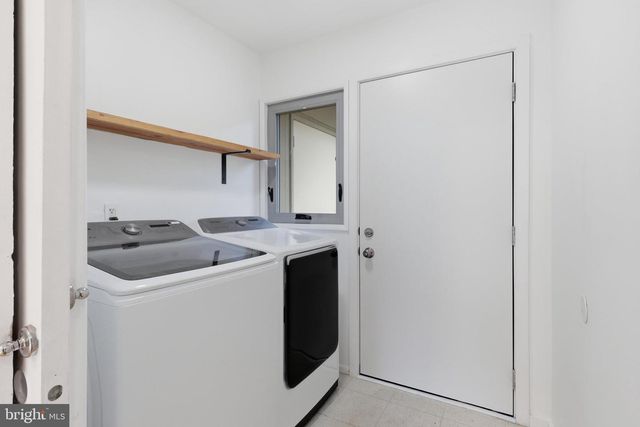 8804 MANSION FARM PL, Alexandria, VA 22309