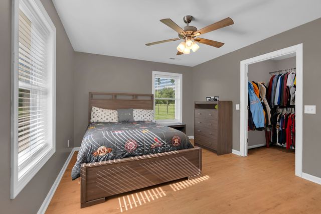 257 Whitaker Rd, Shelbyville, TN 37160