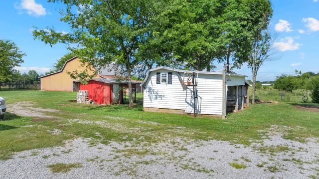 257 Whitaker Rd, Shelbyville, TN 37160