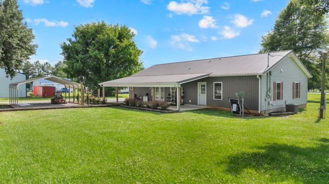 257 Whitaker Rd, Shelbyville, TN 37160