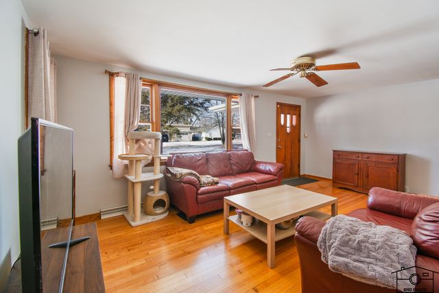 3609 Peoria Street, Steger, IL 60475