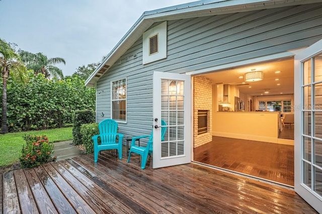 1837 WORRINGTON STREET, Sarasota, FL 34231