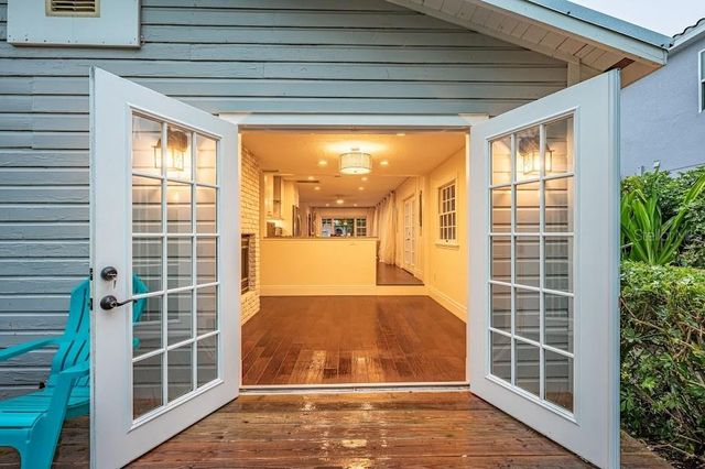 1837 WORRINGTON STREET, Sarasota, FL 34231