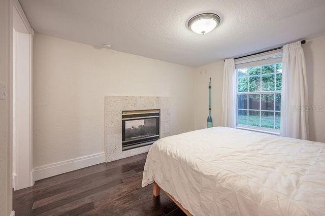 1837 WORRINGTON STREET, Sarasota, FL 34231