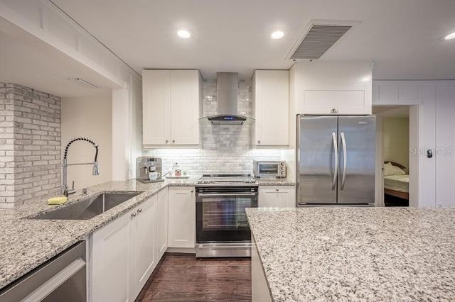 1837 WORRINGTON STREET, Sarasota, FL 34231