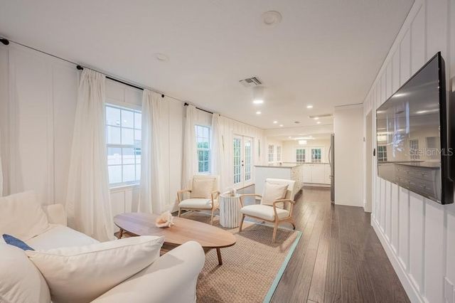 1837 WORRINGTON STREET, Sarasota, FL 34231