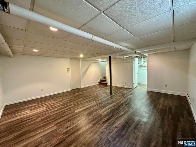 127 Howard Terrace, Leonia, NJ 07605