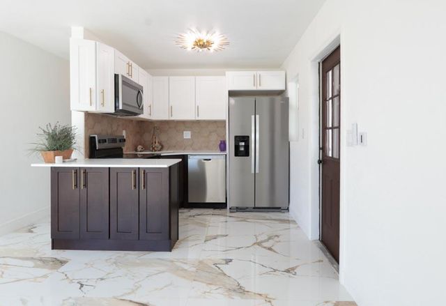 251 Avenue O, Riviera Beach, FL 33404