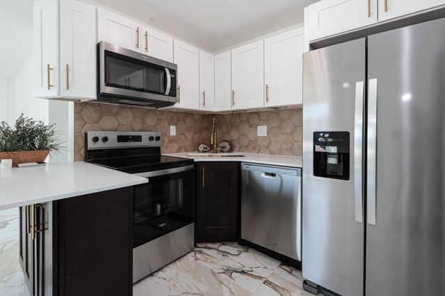 251 Avenue O, Riviera Beach, FL 33404