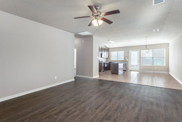 1408 Villa Paloma Boulevard, Little Elm, TX 75068