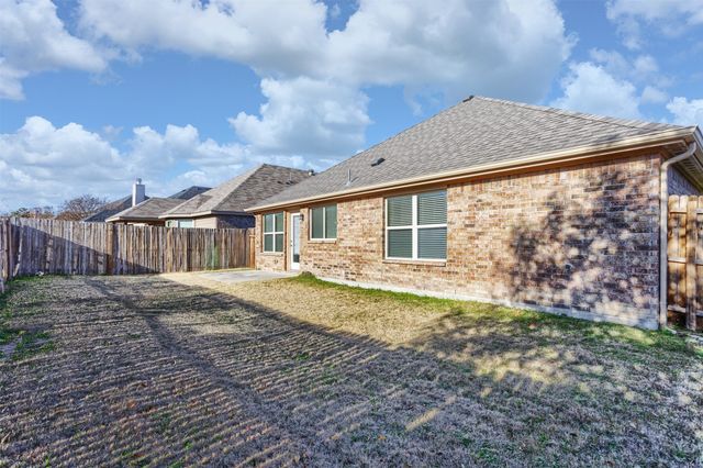 1408 Villa Paloma Boulevard, Little Elm, TX 75068