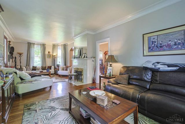 5721 Hamilton Avenue, Cincinnati, OH 45224