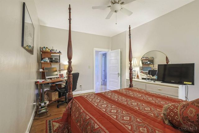 5721 Hamilton Avenue, Cincinnati, OH 45224