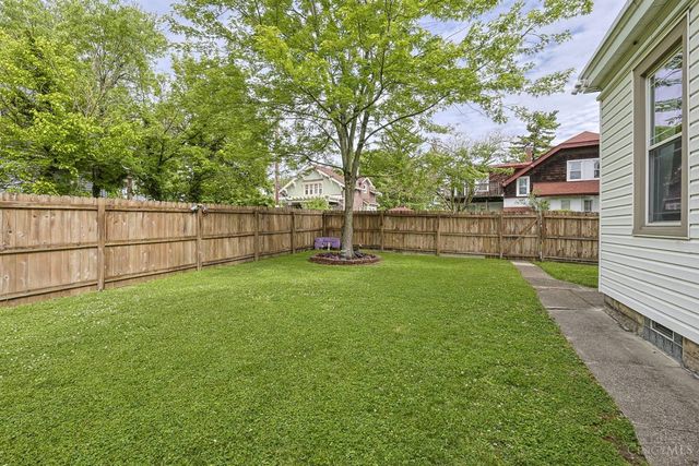 5721 Hamilton Avenue, Cincinnati, OH 45224