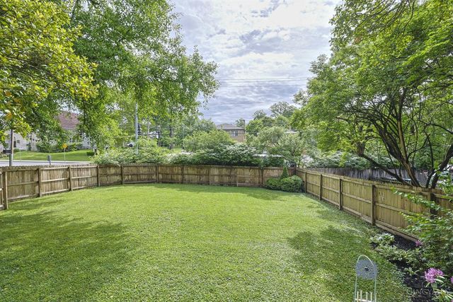 5721 Hamilton Avenue, Cincinnati, OH 45224