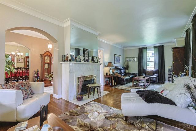 5721 Hamilton Avenue, Cincinnati, OH 45224