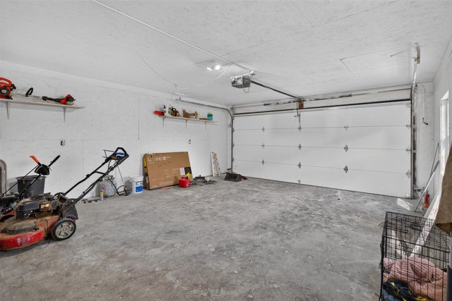 3724 Fleur Drive, Des Moines, IA 50321