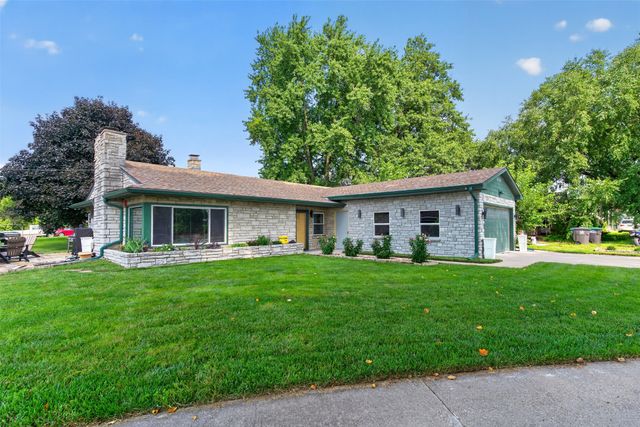 3724 Fleur Drive, Des Moines, IA 50321