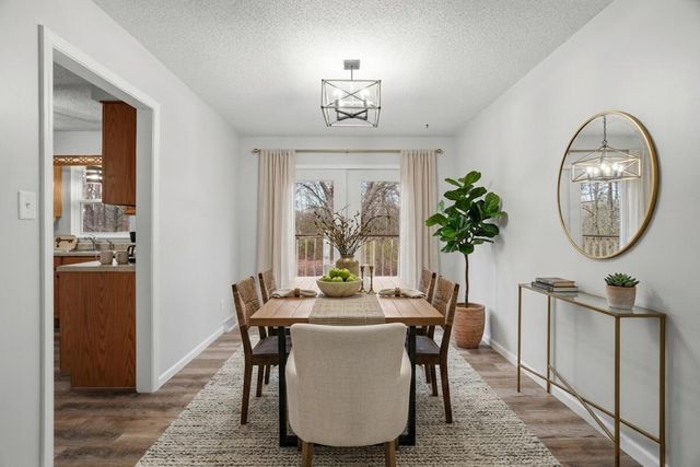 1454 S PECOS AVE, Columbia, MO 65201