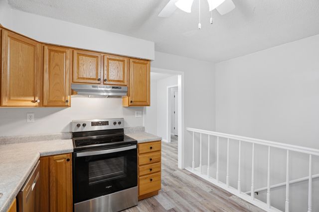 1454 S PECOS AVE, Columbia, MO 65201