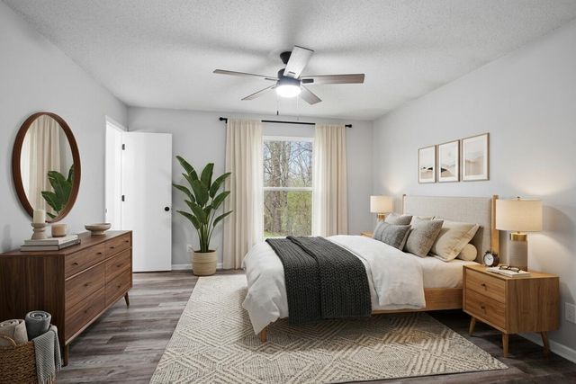 1454 S PECOS AVE, Columbia, MO 65201