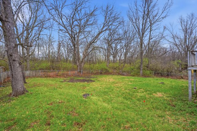 1454 S PECOS AVE, Columbia, MO 65201