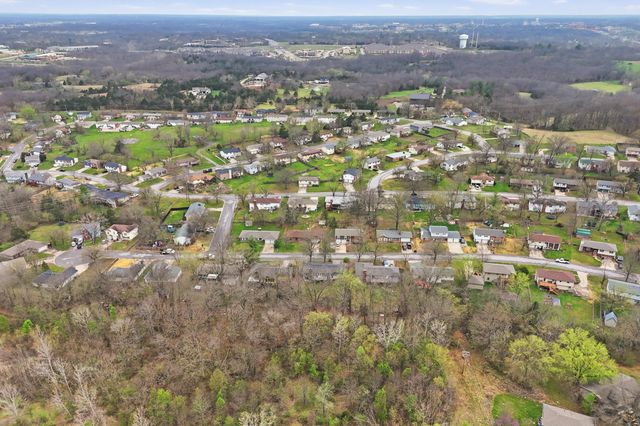 1454 S PECOS AVE, Columbia, MO 65201