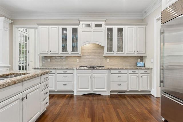 4966 Long Island Drive, Atlanta, GA 30327
