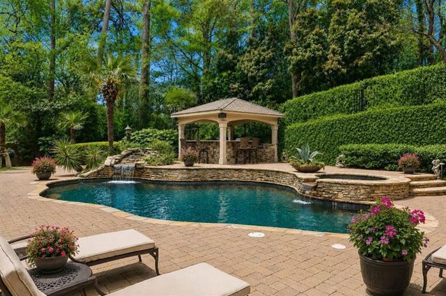 4966 Long Island Drive, Atlanta, GA 30327