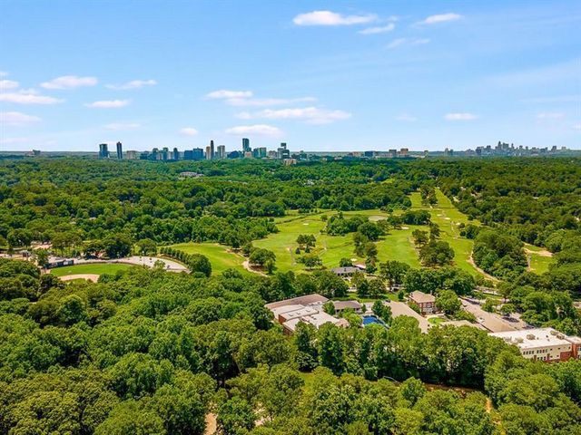4966 Long Island Drive, Atlanta, GA 30327