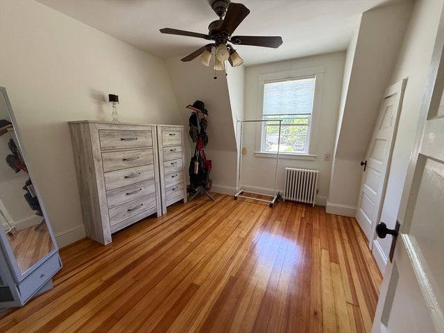 35 Spooner St, Plymouth, MA 02360