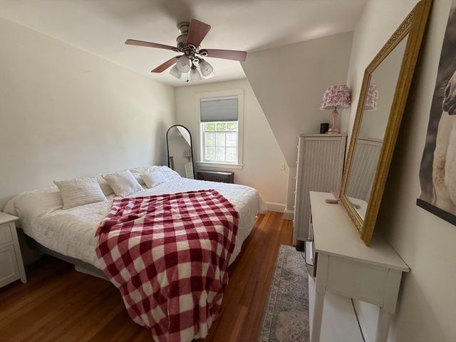 35 Spooner St, Plymouth, MA 02360