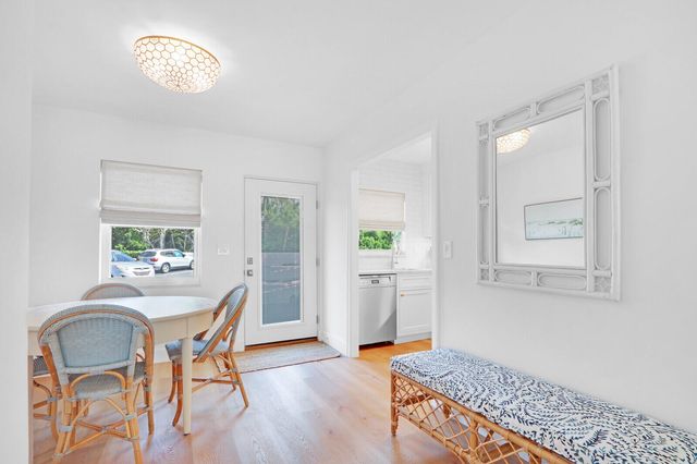 139 Sunrise Avenue 1090, Palm Beach, FL 33480