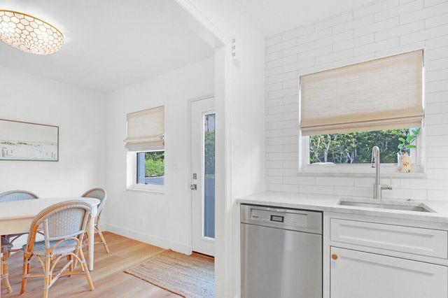 139 Sunrise Avenue 1090, Palm Beach, FL 33480