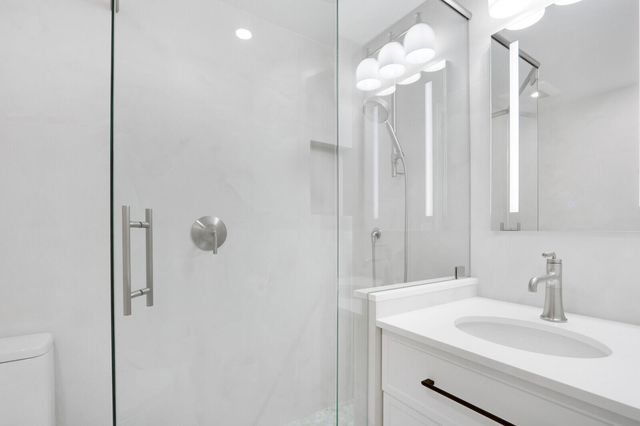 139 Sunrise Avenue 1090, Palm Beach, FL 33480
