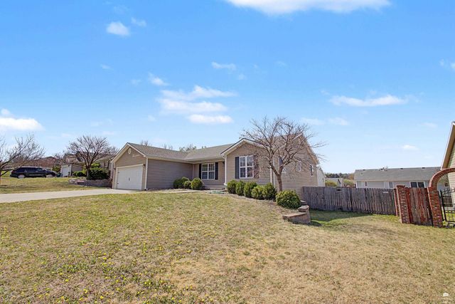 521 Harland Drive, Manhattan, KS 66503