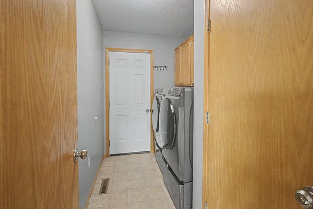 521 Harland Drive, Manhattan, KS 66503