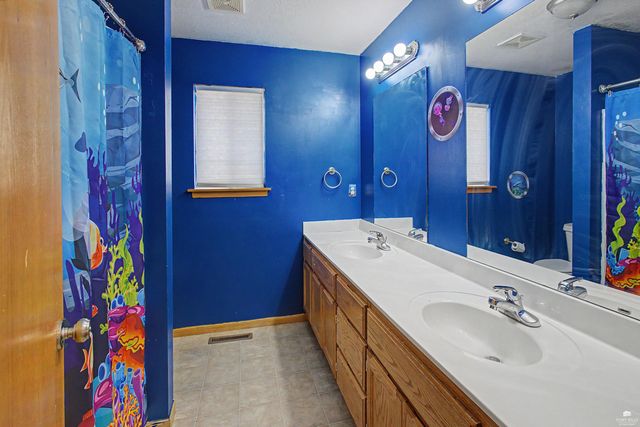 521 Harland Drive, Manhattan, KS 66503