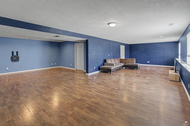 521 Harland Drive, Manhattan, KS 66503