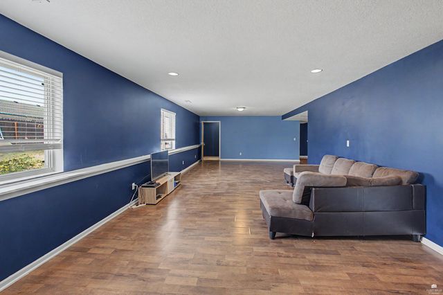 521 Harland Drive, Manhattan, KS 66503