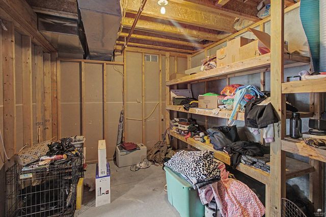 521 Harland Drive, Manhattan, KS 66503