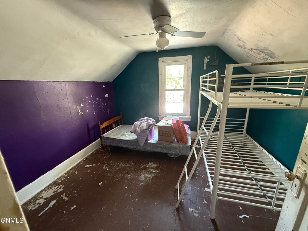 421 Main Street W, Beulah, ND 58523 photo 17