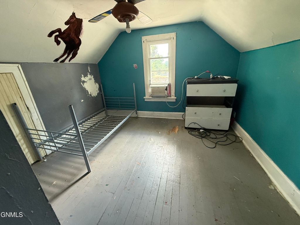 421 Main Street W, Beulah, ND 58523 photo 18